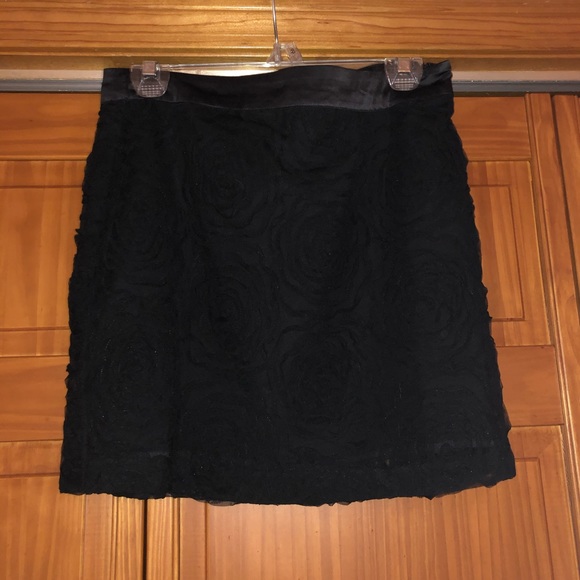 Skirt - Picture 1 of 2